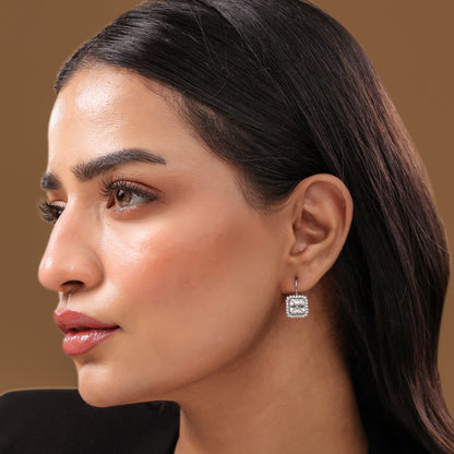 ASSCHER HALO DIAMOND SOLITAIRE HOOPS